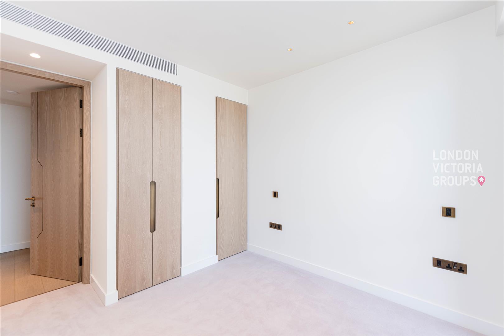 1 Nine Elms Lane, London